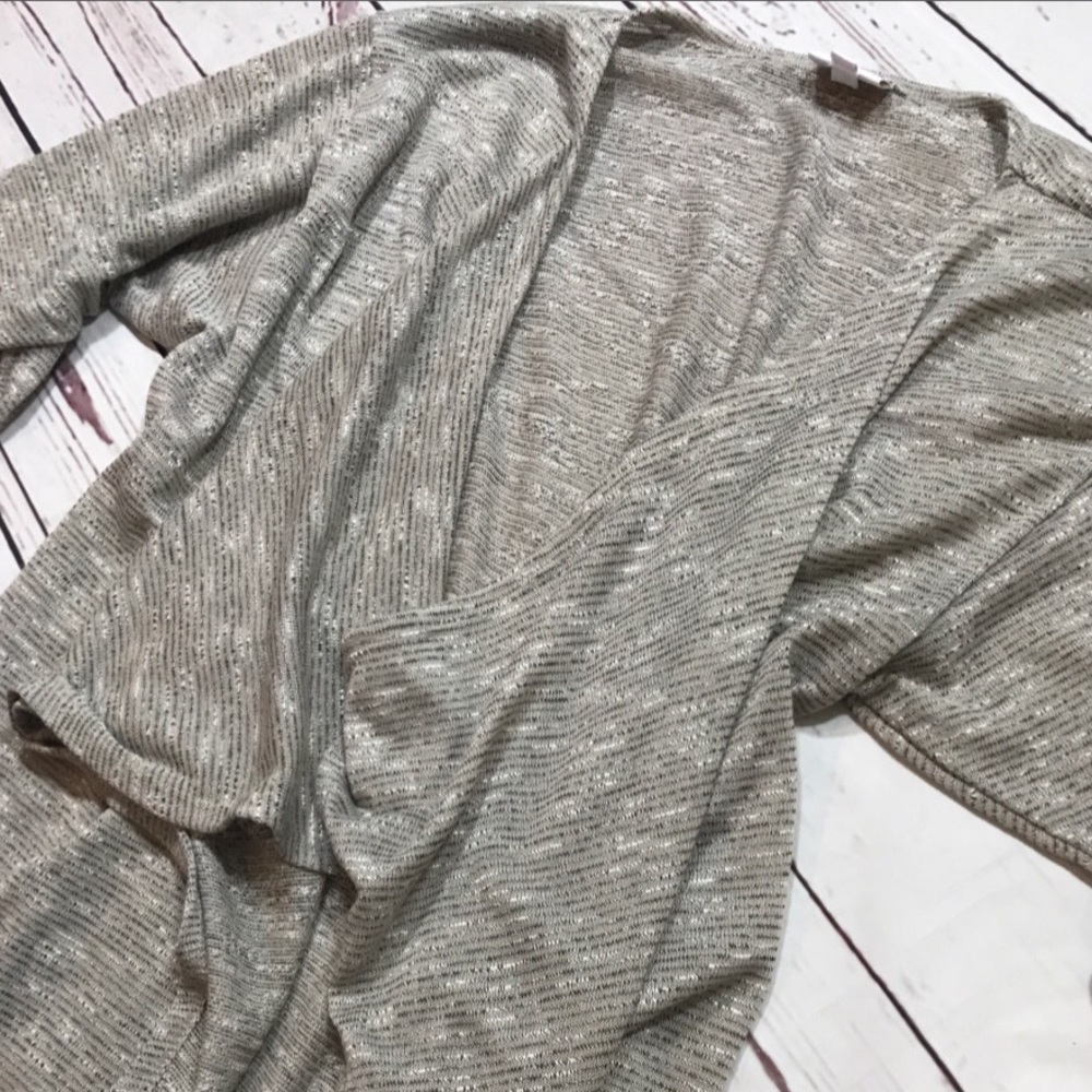 LuLaRoe Shirley small